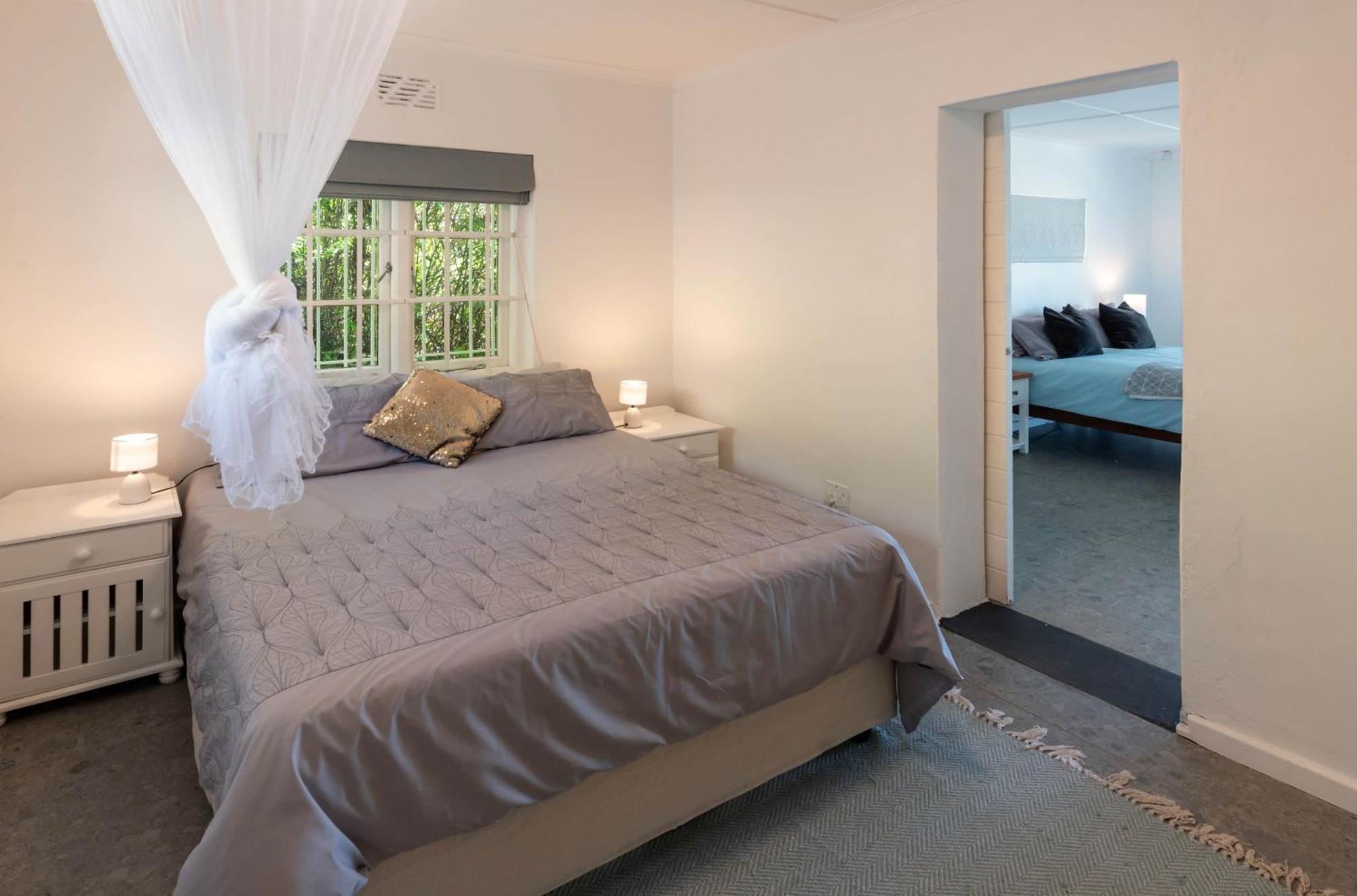 Seaside Cottage, Sleeps 4, A Minutes Walk From The Beach! Hébergement de vacances Le Cap